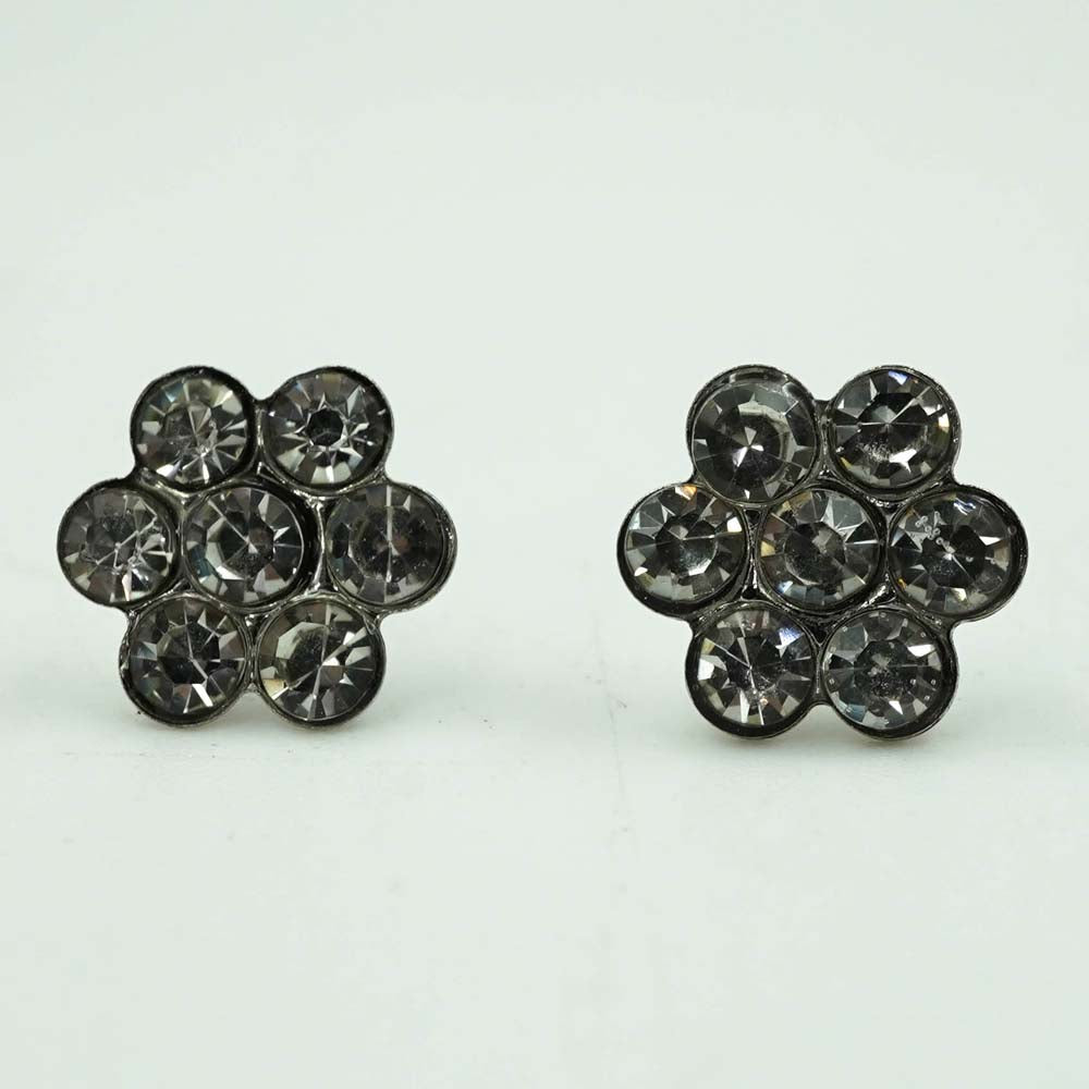 daisy silver studs