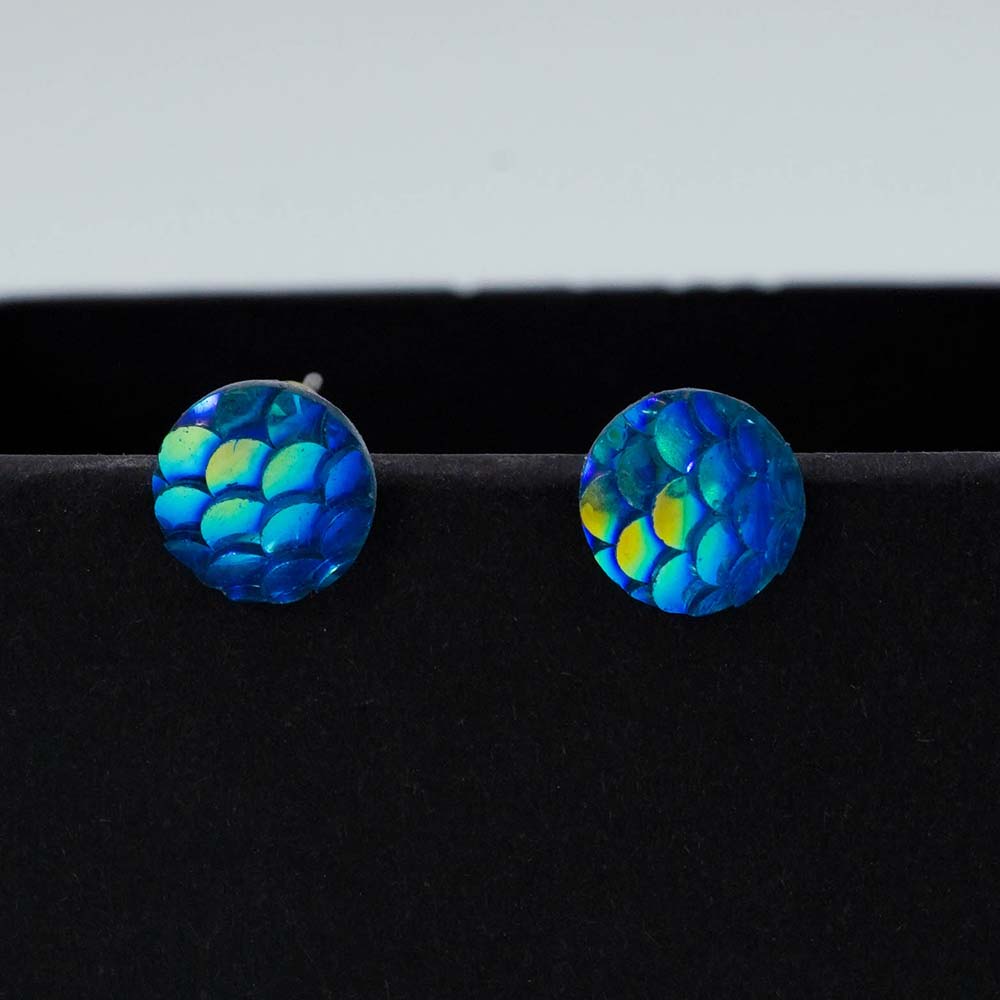 shimmer blue studs