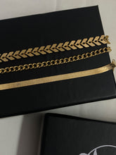 3 layered golden stack