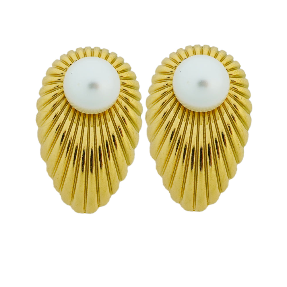 Selah Pearl Studded earrings