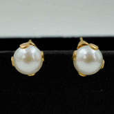 pearl studs
