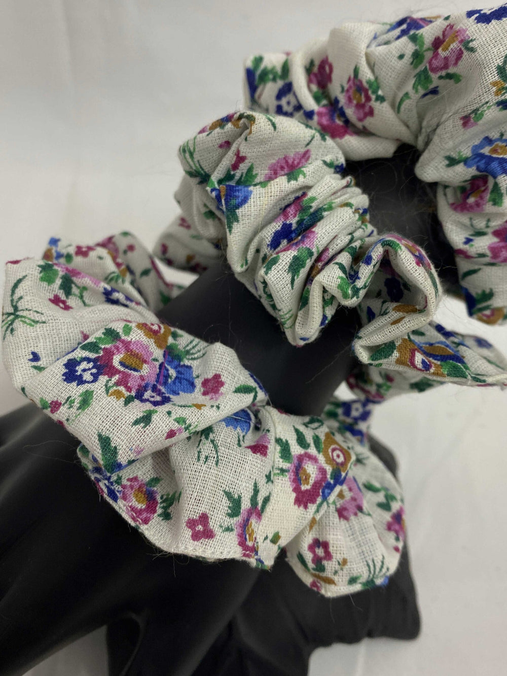 Pure Cotton Floral Printed Scrunchies