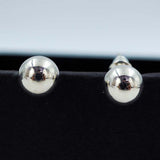 silver pearl studs