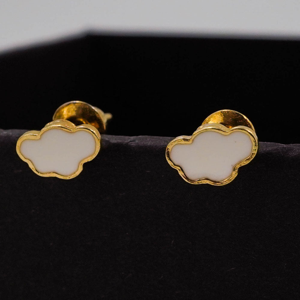 cloud shaped stud