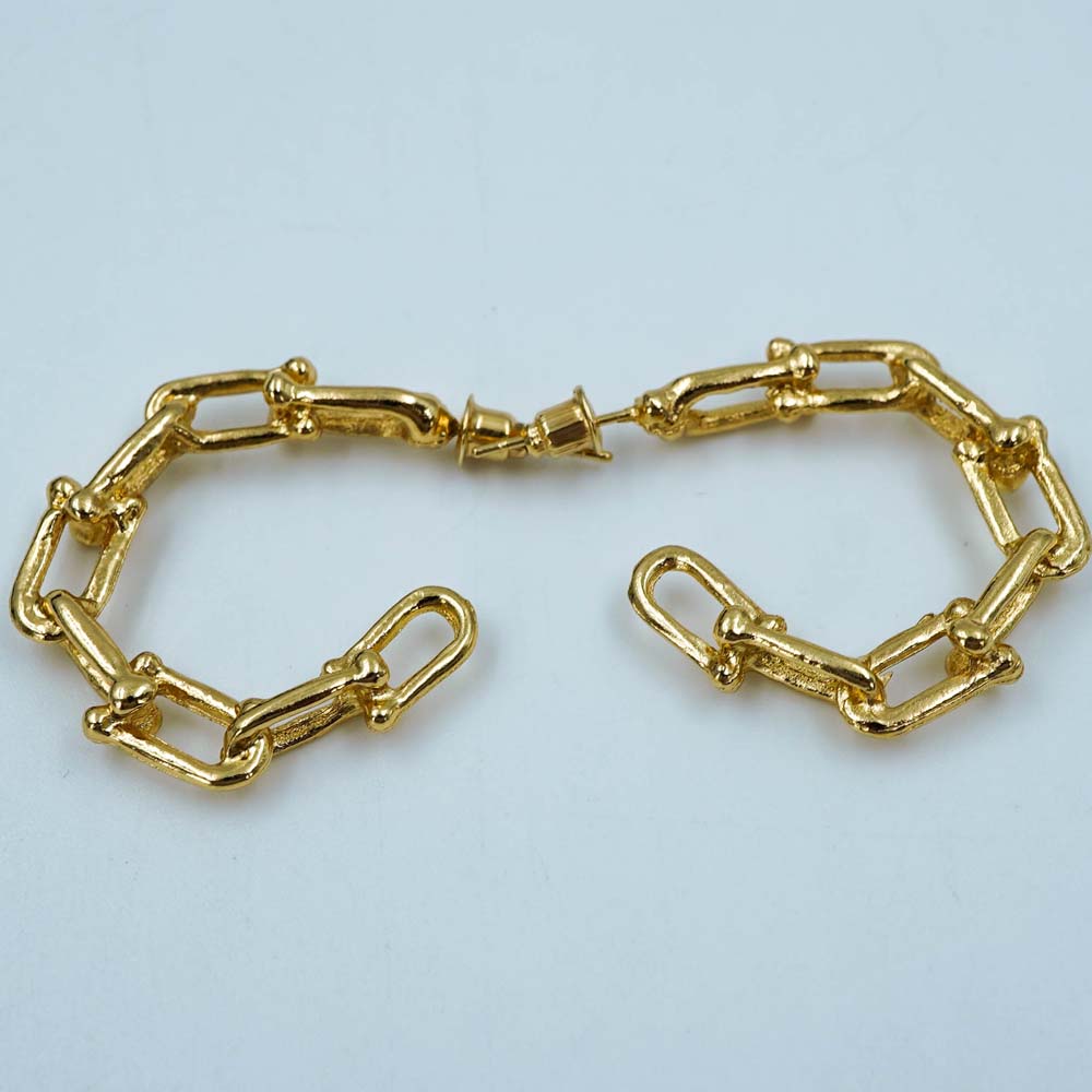 linked hoops