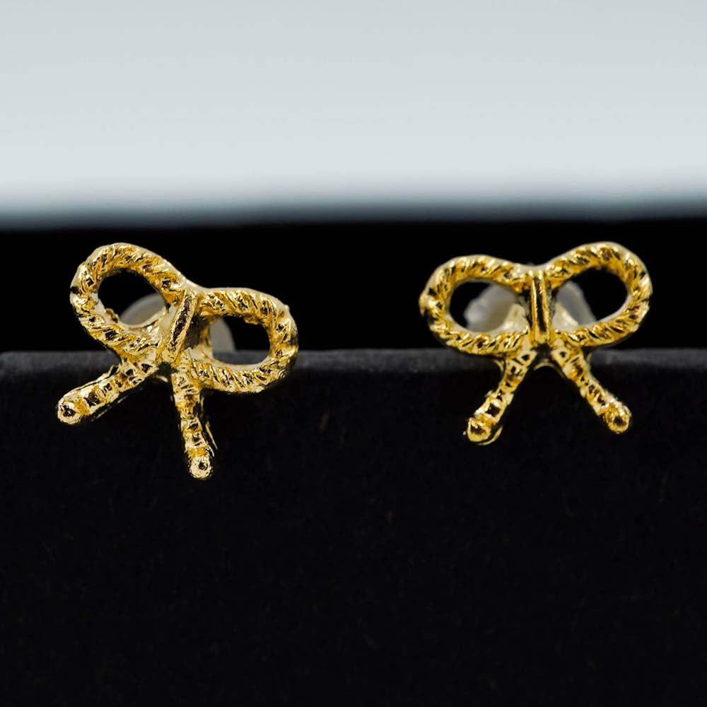 bow studs