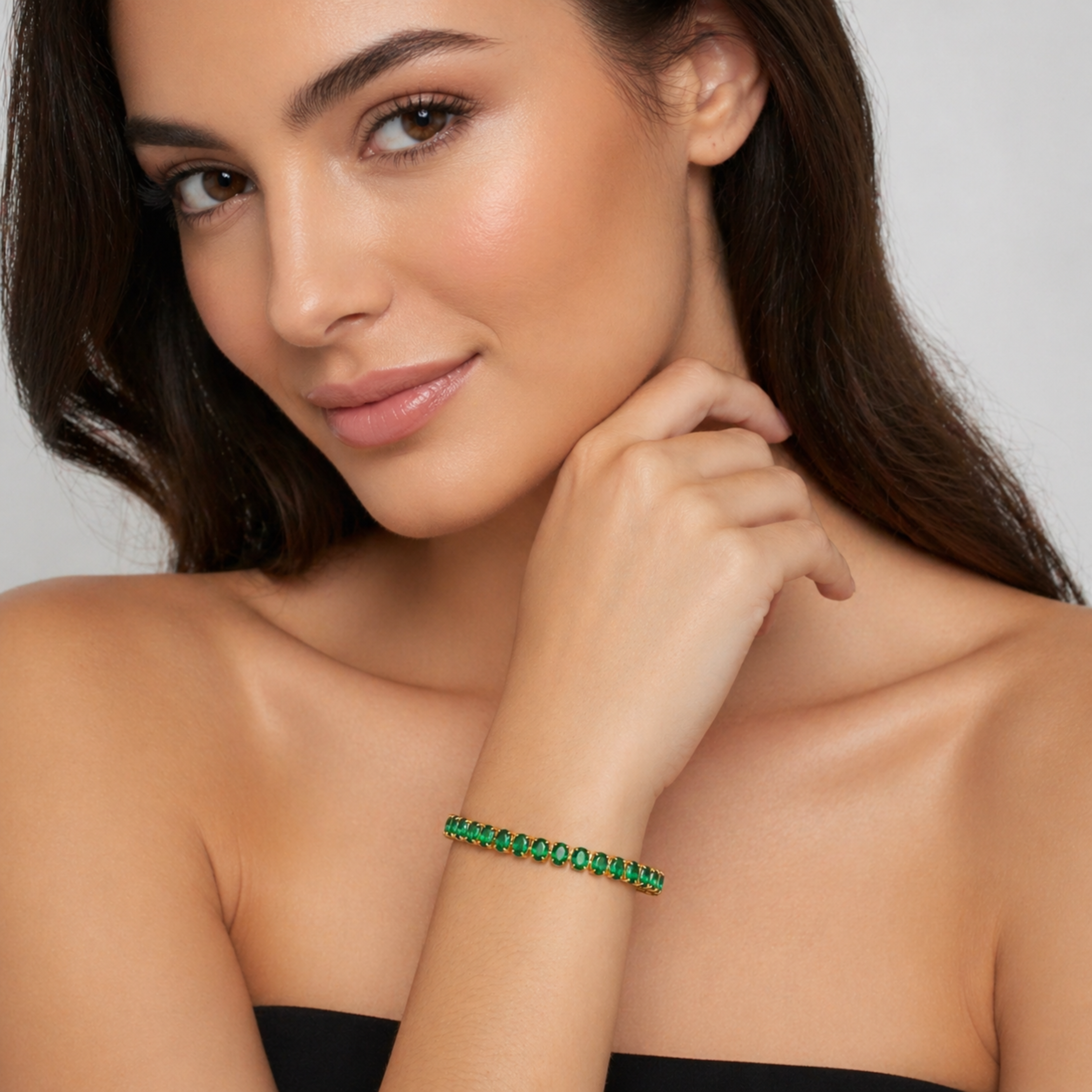 Elegant Emerald Green & Gold Tennis Bracelet