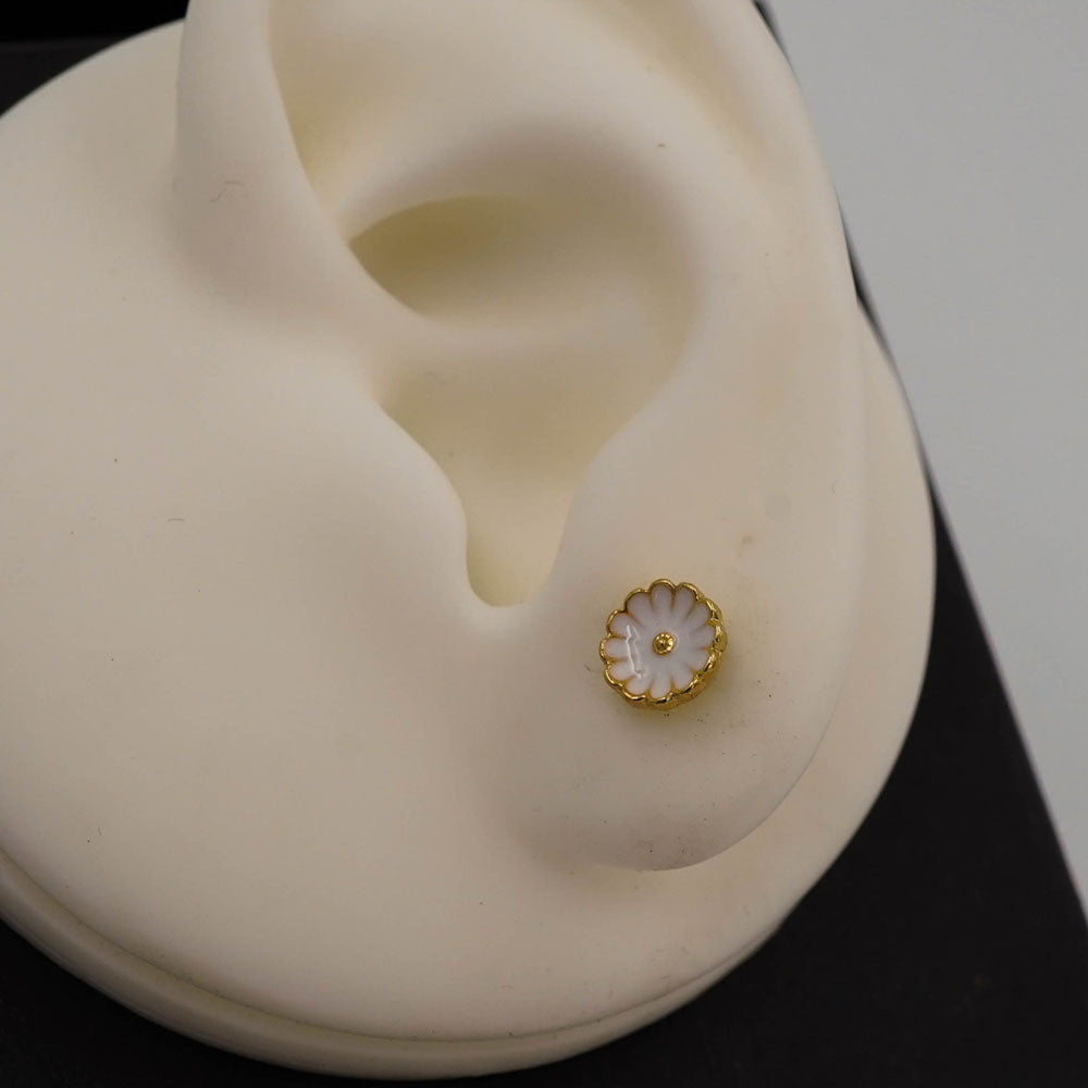 Daisy studs