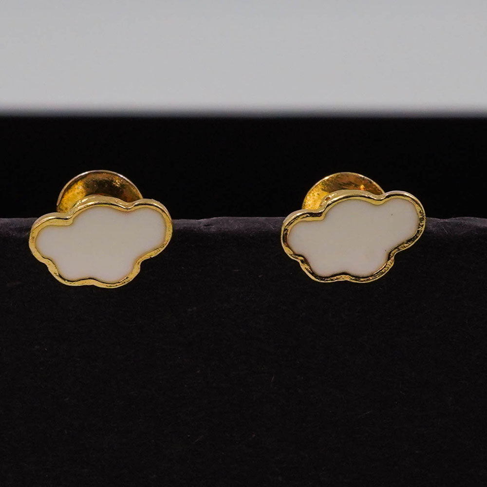 cloud shaped stud