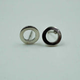 hollow silver studs D1029
