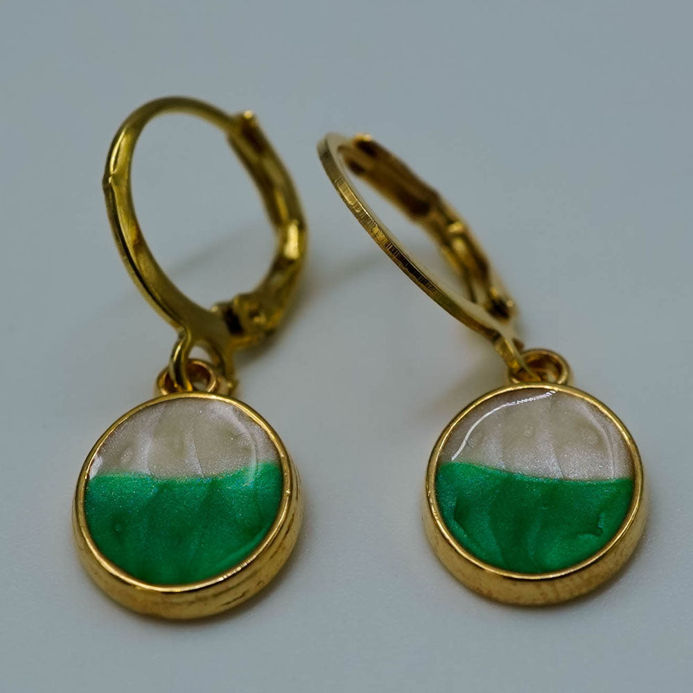 green white drops
