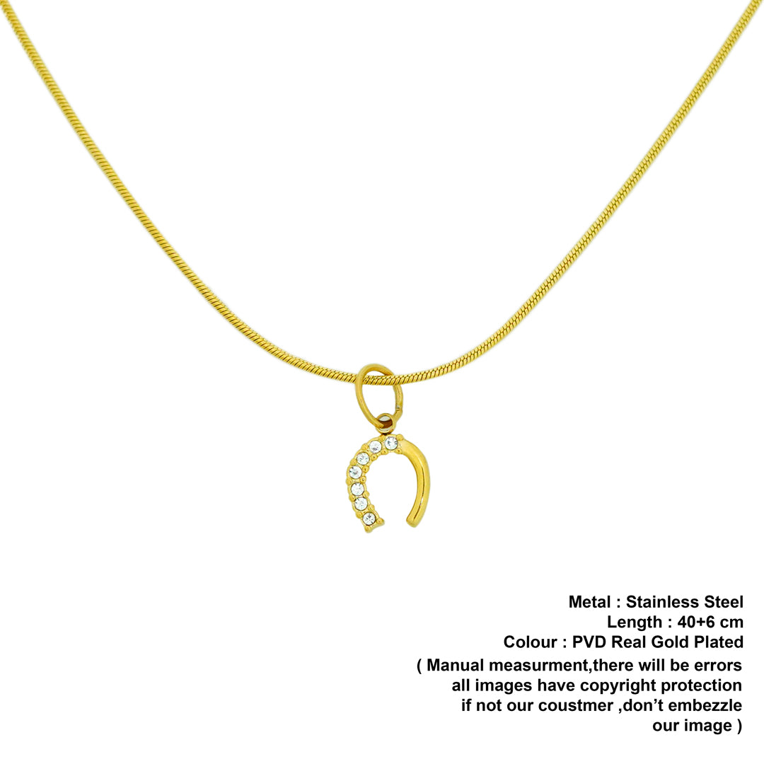 horse shoe pendant