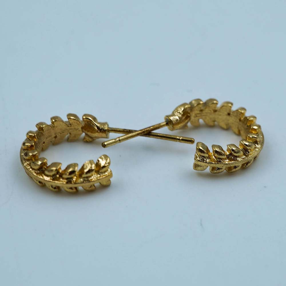 curved leaf hoops