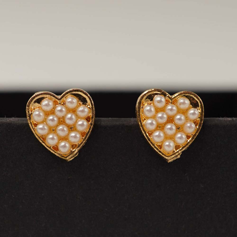 pearl studded heart studs_D1186