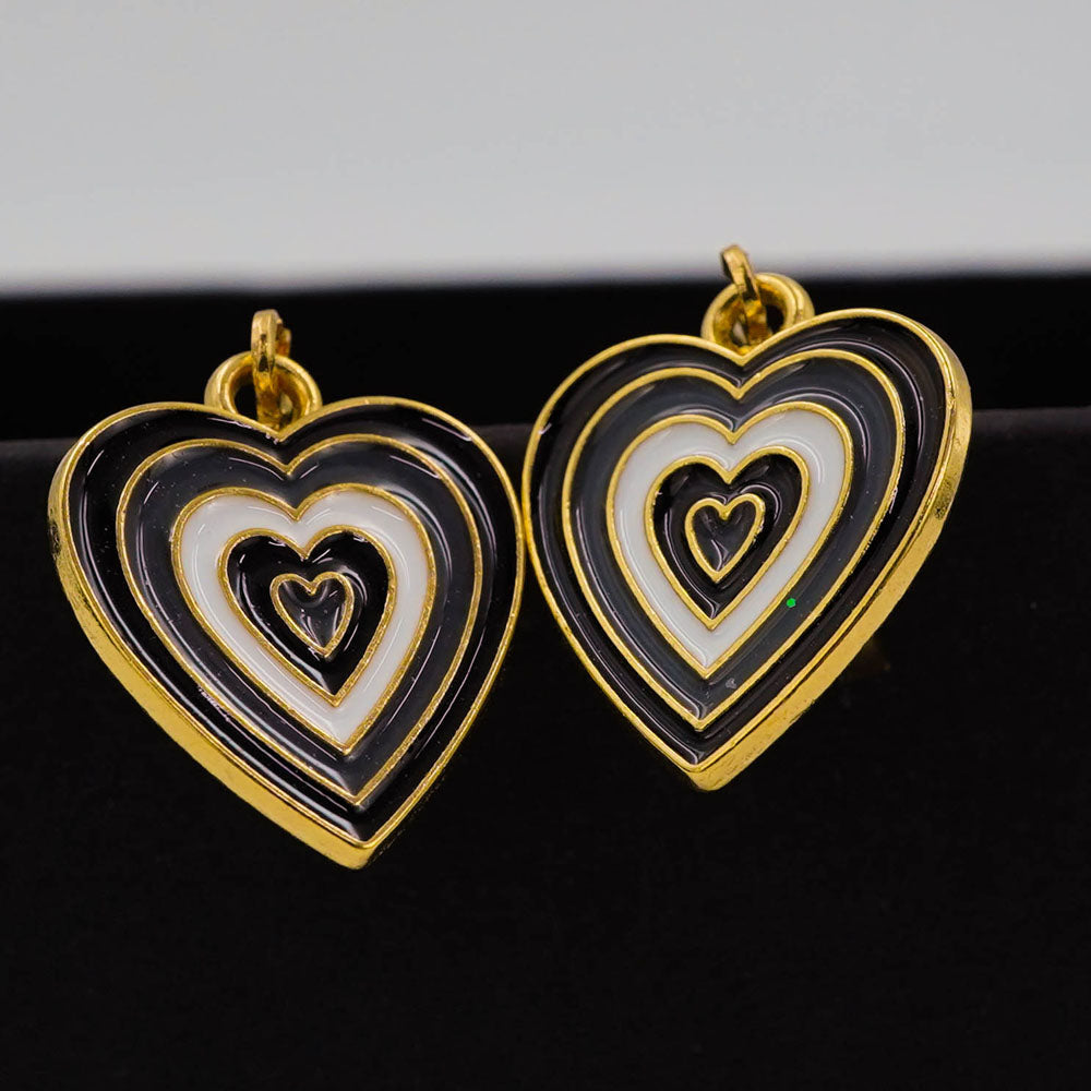 tipsy heart earrings D750