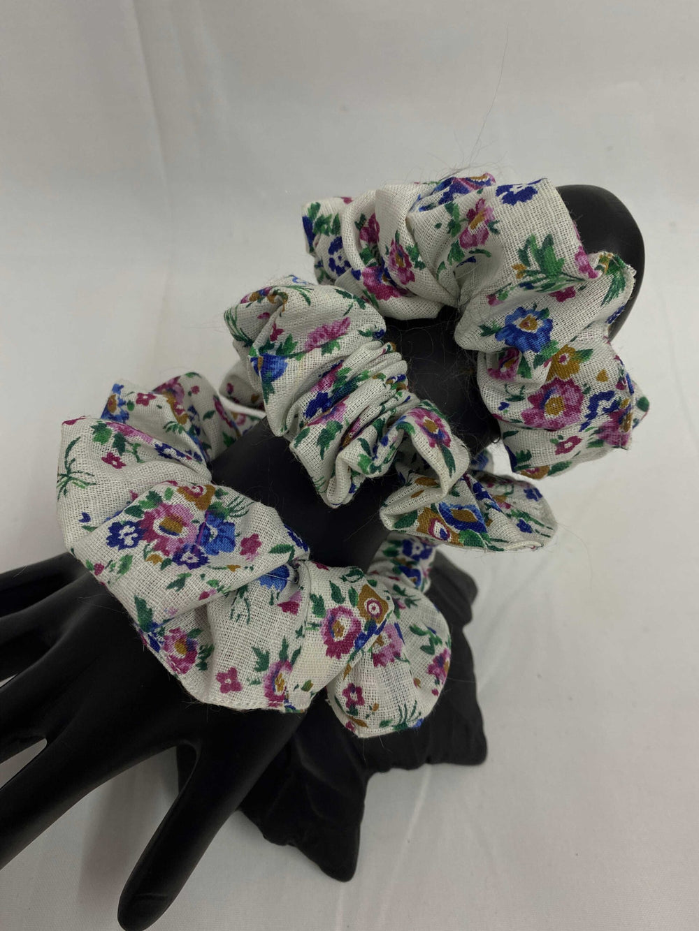 Pure Cotton Floral Printed Scrunchies