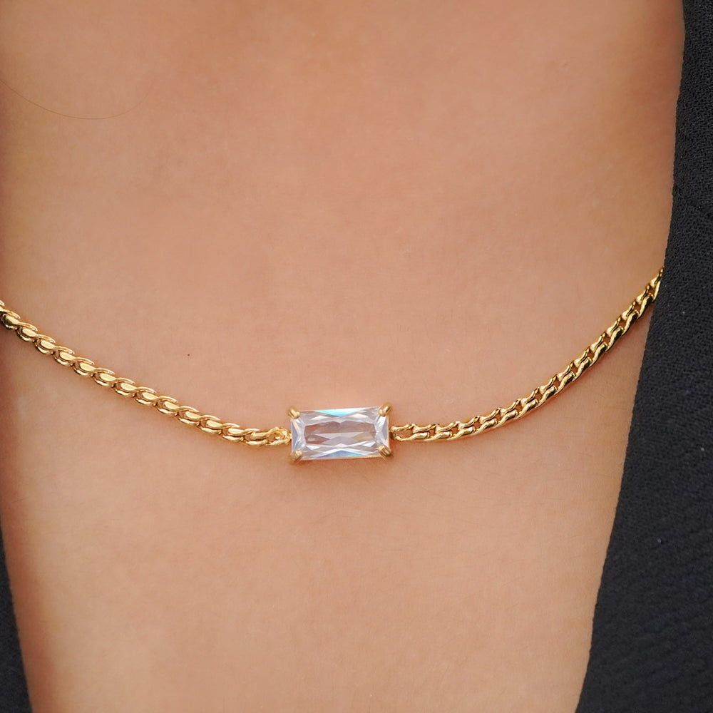Vintage chain d485