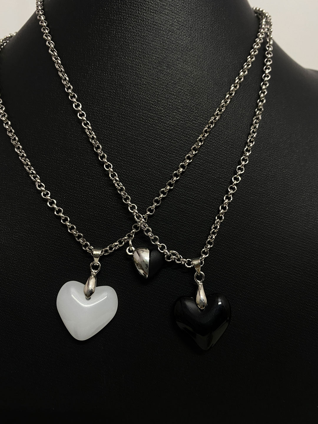 Twinning magnetic hearts
