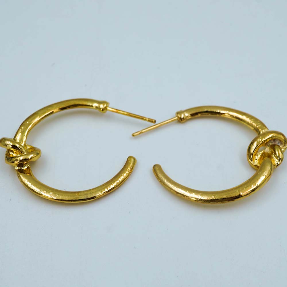 knot hoops