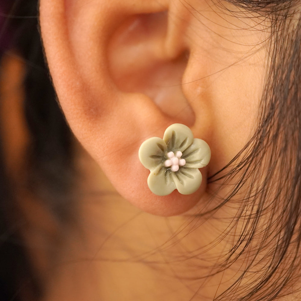green flower studs