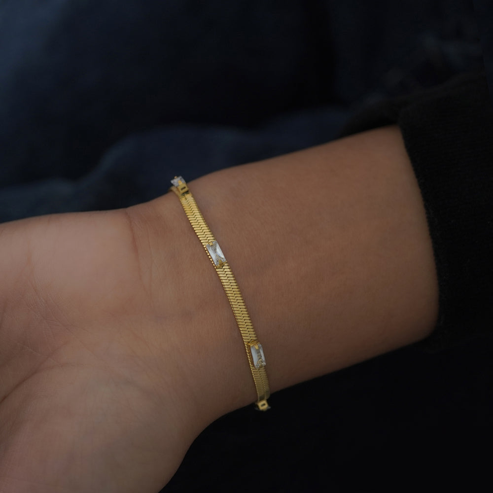 Simone Bracelet D327