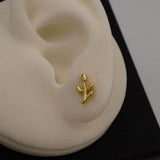 leaf studs D767