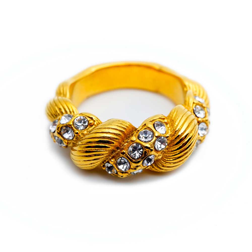 The studded croissant Ring