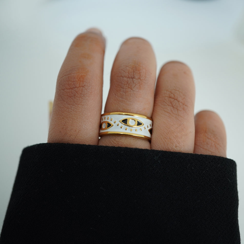White evil eye band