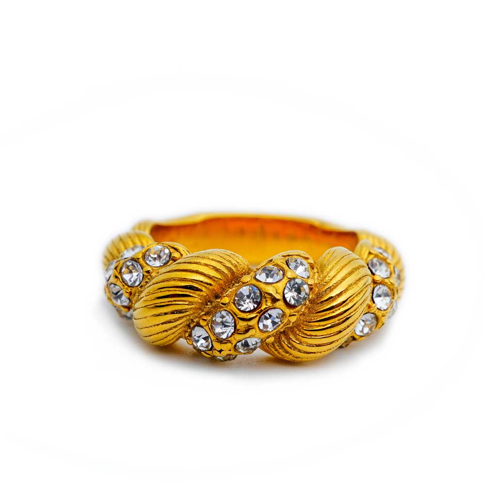 The studded croissant Ring