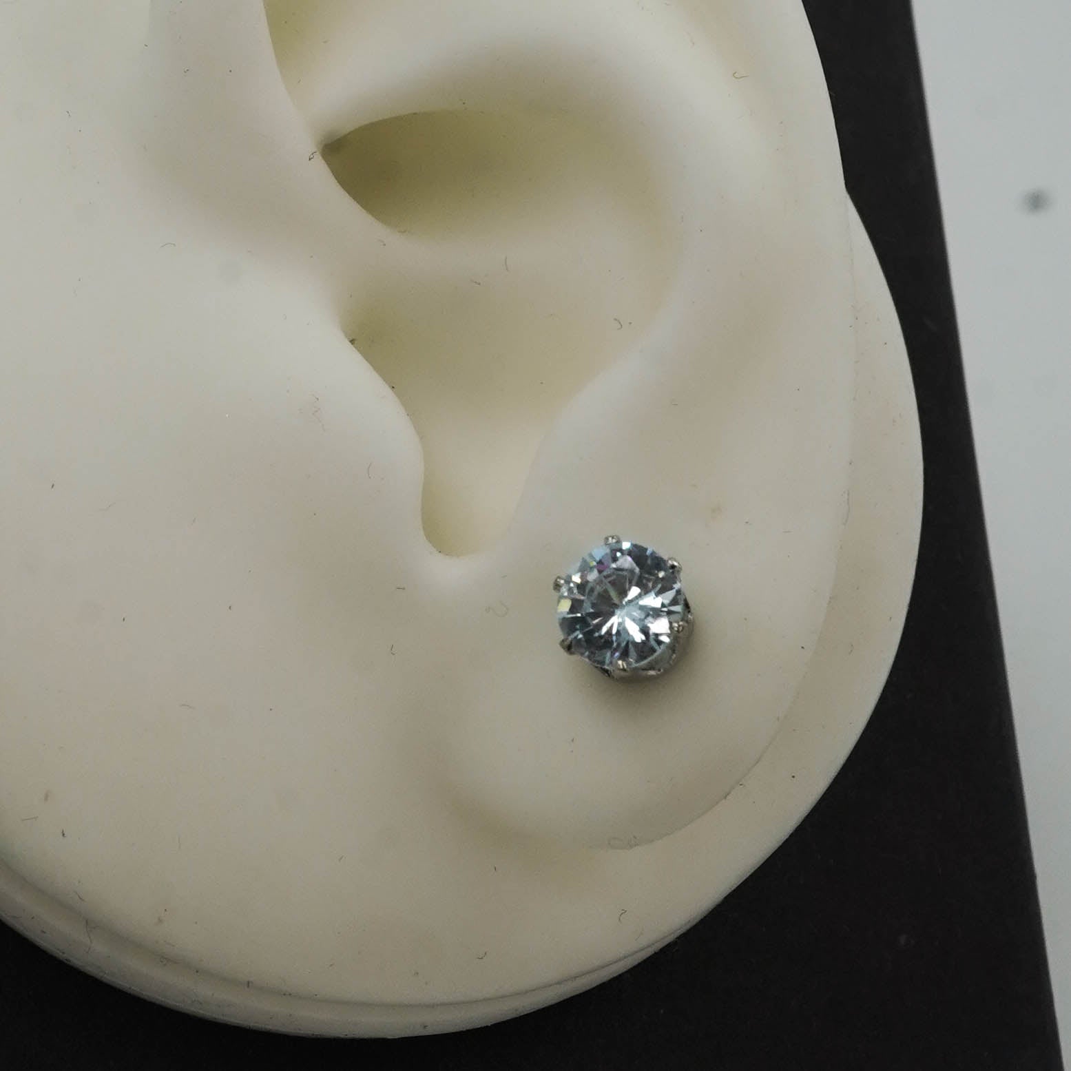 Small size zircon studs