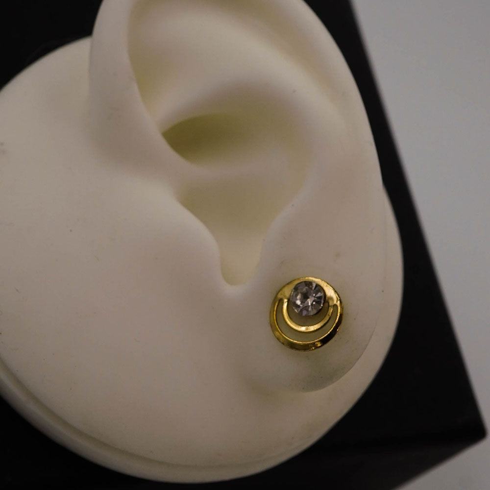 Rounded zircon studded studs d766