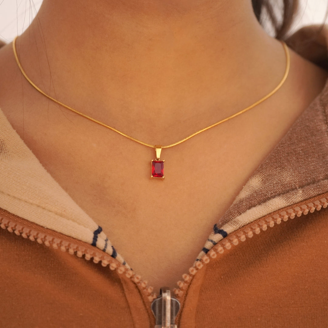 Mila red pendant