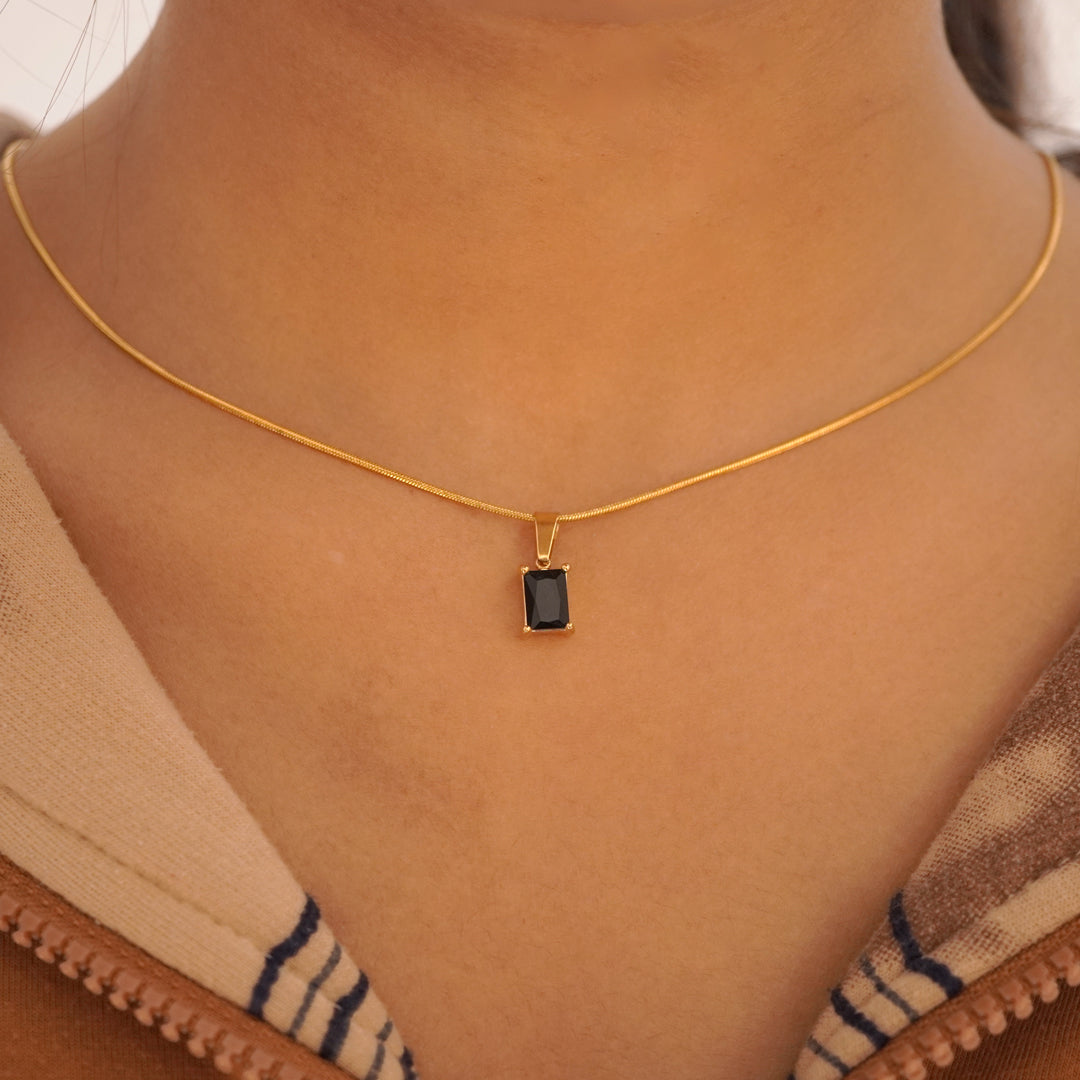 Mila pendant