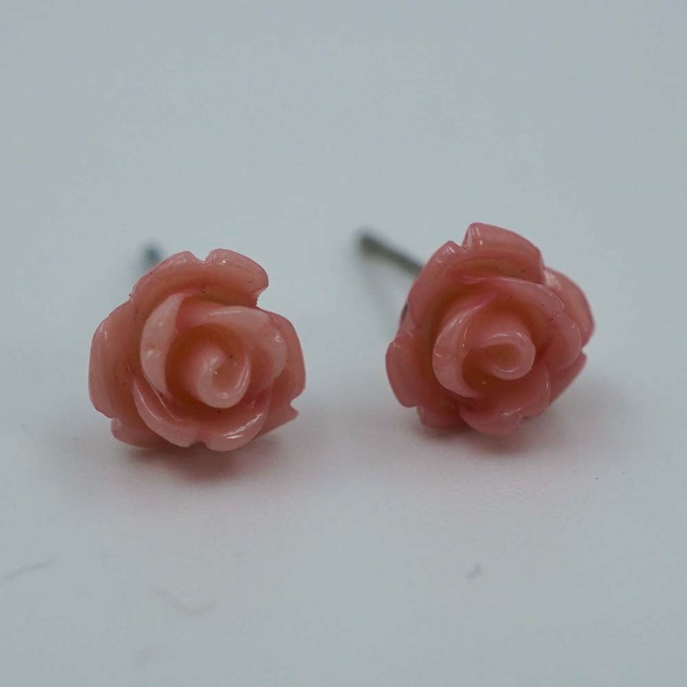 rose studs