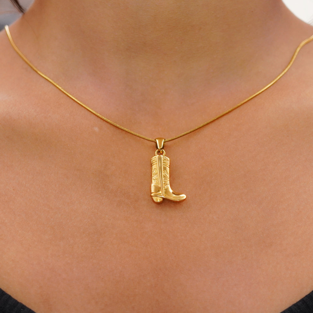 lara shoe pendant