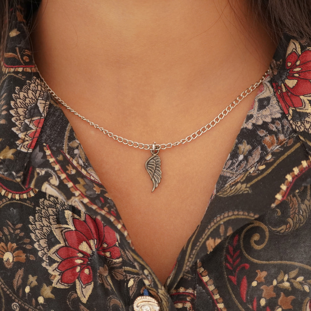 single wing charm