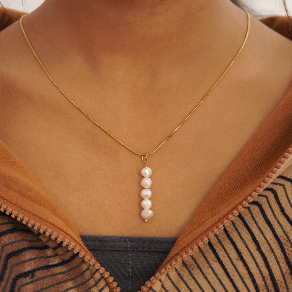 pearl pendant