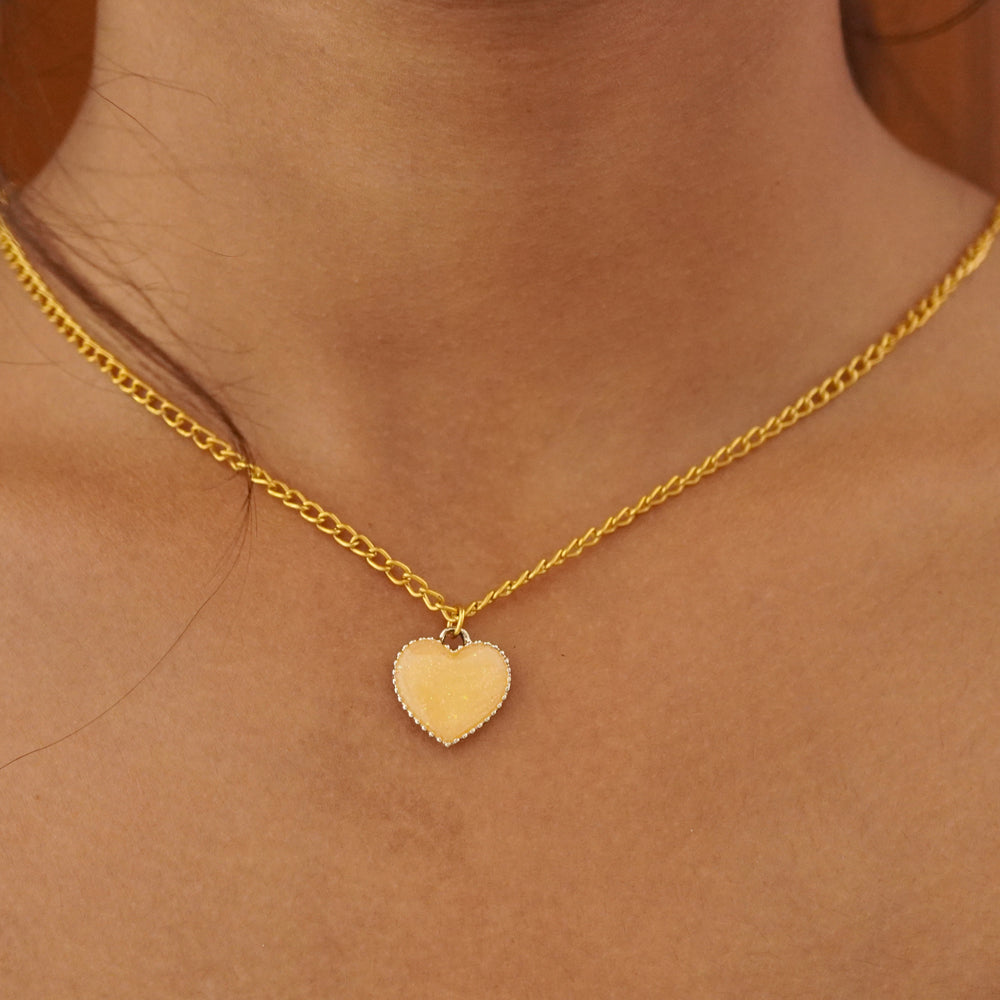 glittery yellow pendant