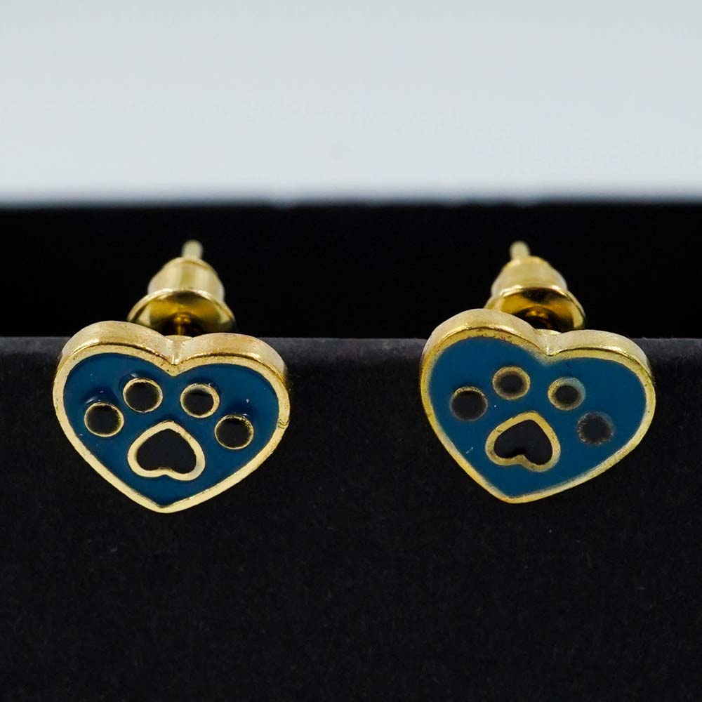 paw heart studs