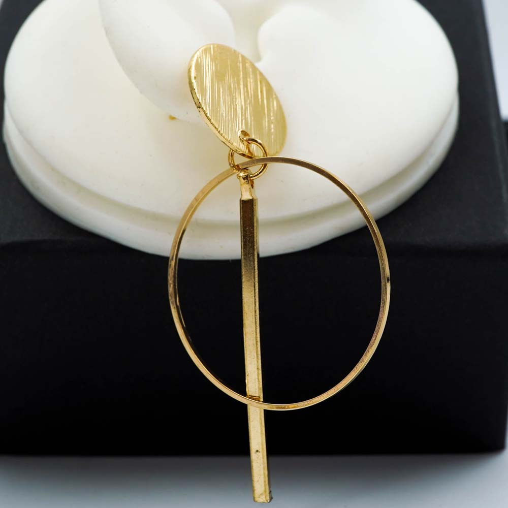 chic danglers