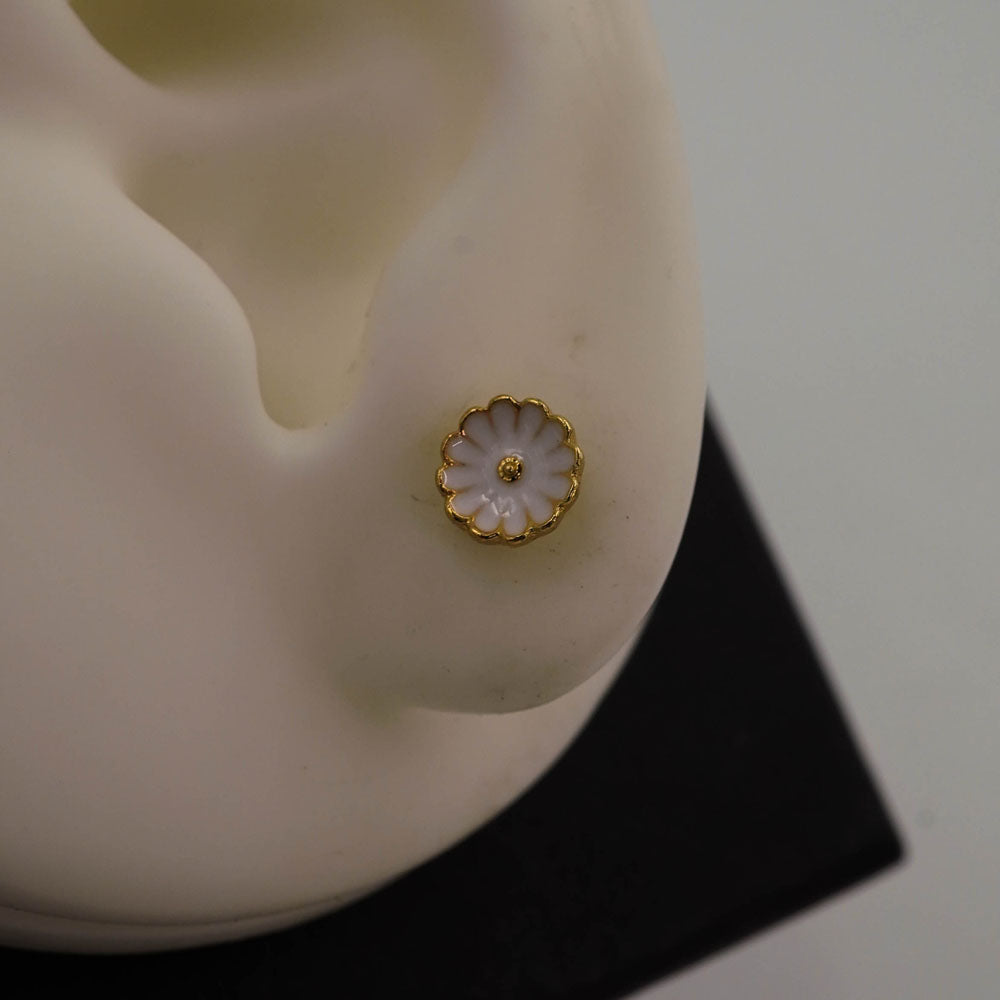 Daisy studs