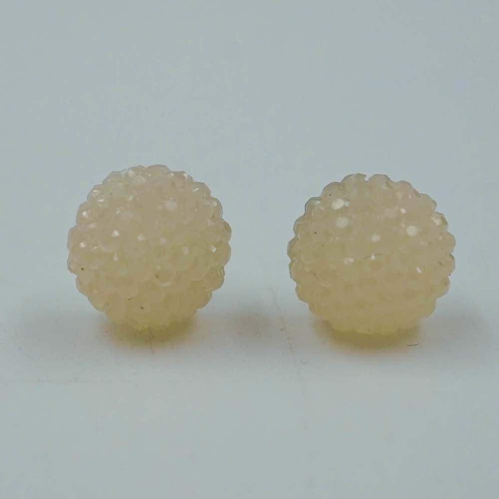 offwhite studs