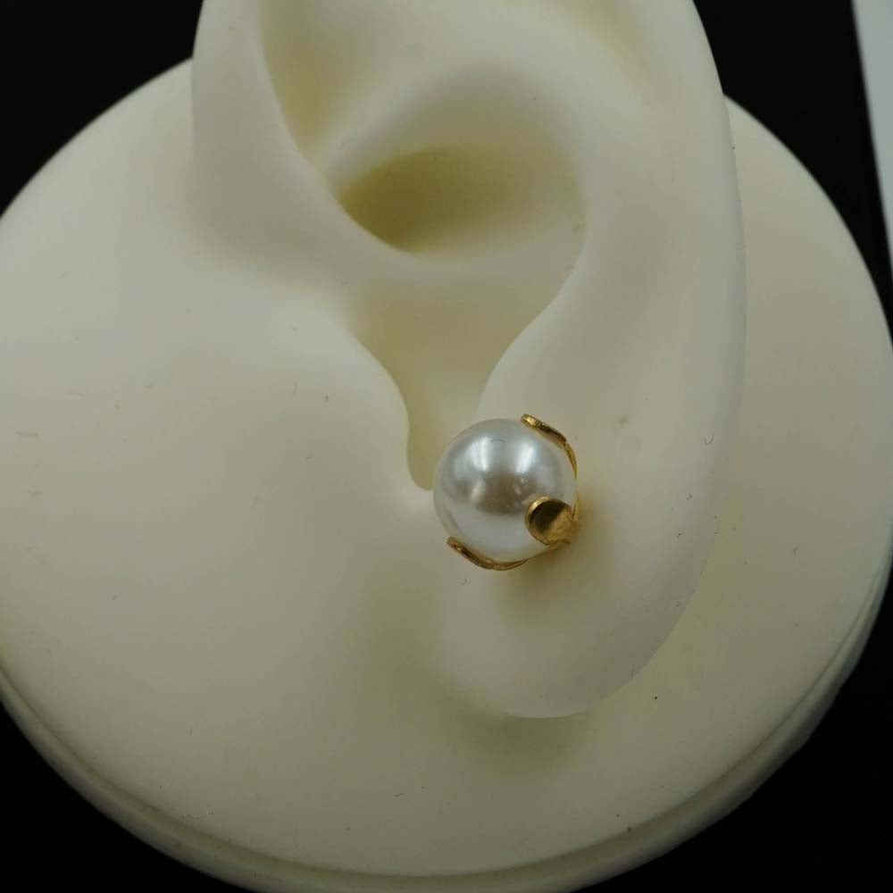 pearl studs