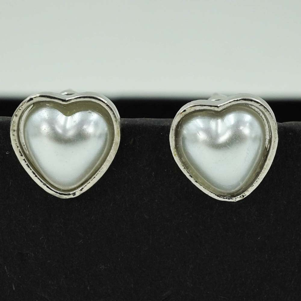 heart shaped silver studs