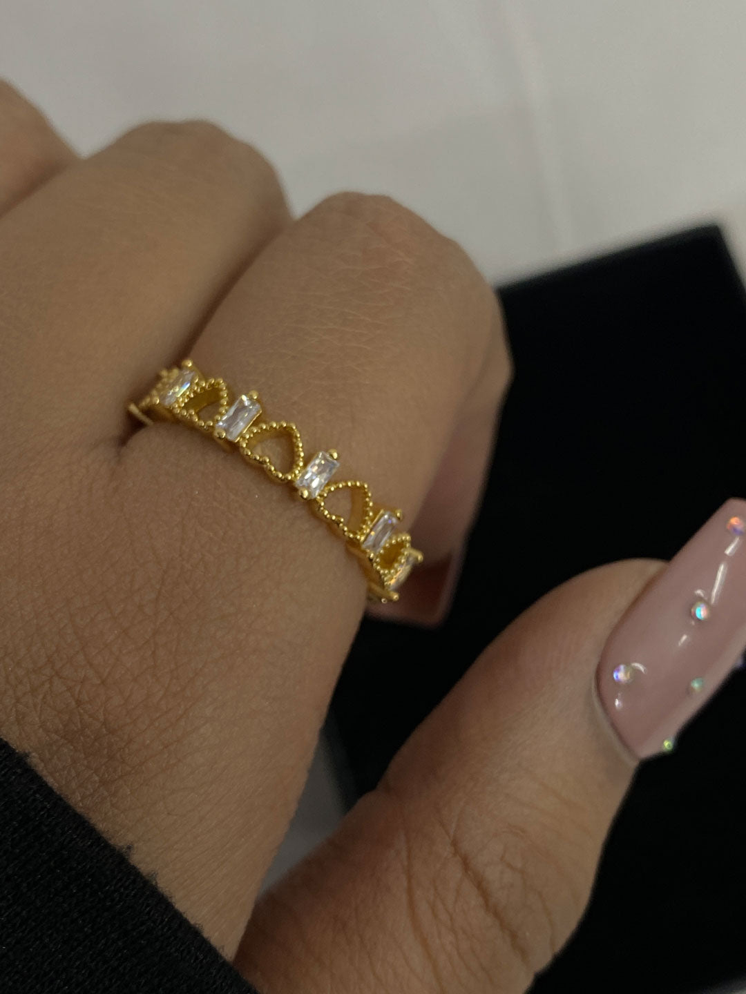 Eternity heart band