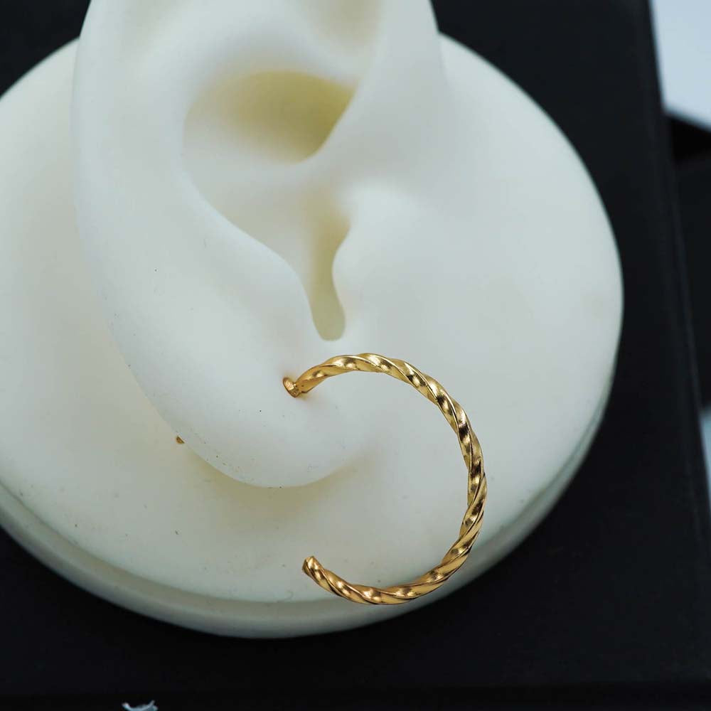 more twisted hoops