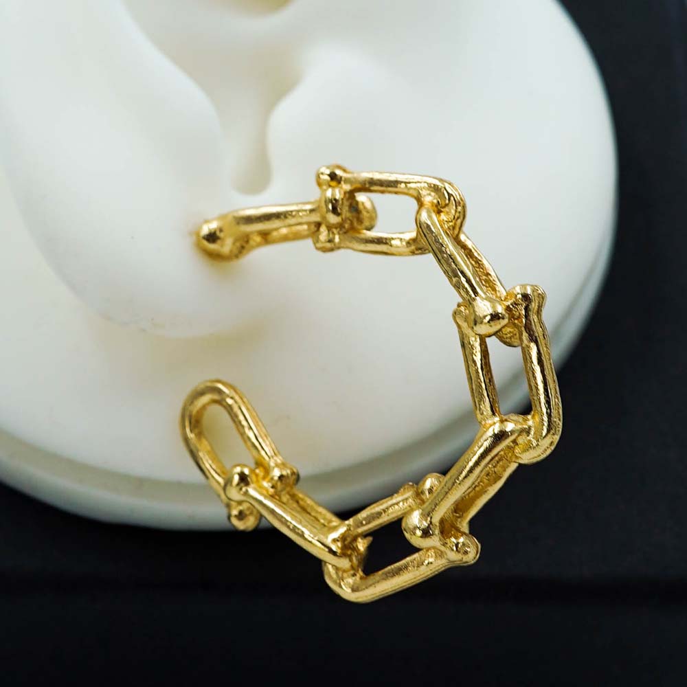 linked hoops