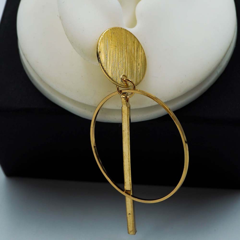 chic danglers