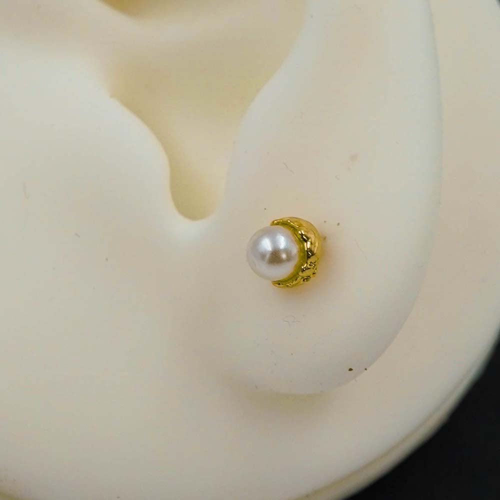 pearl studs