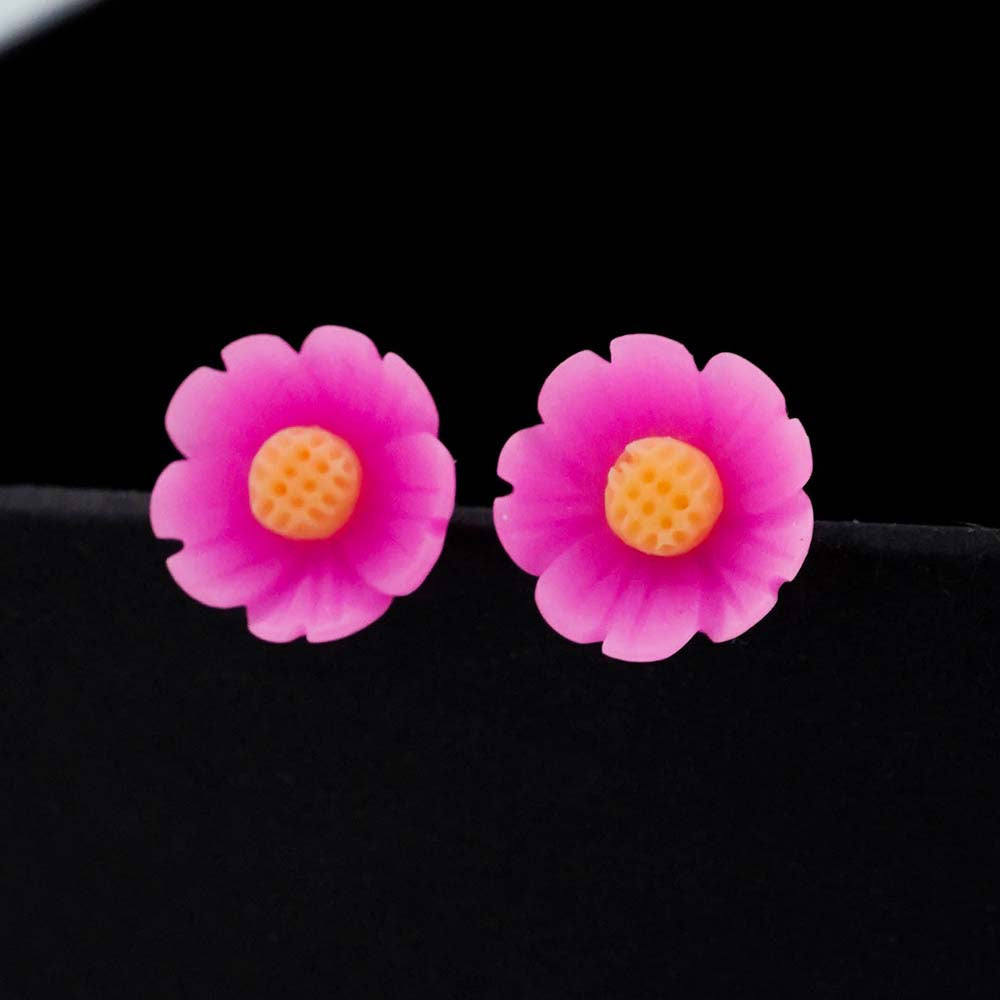 pink daisy studs